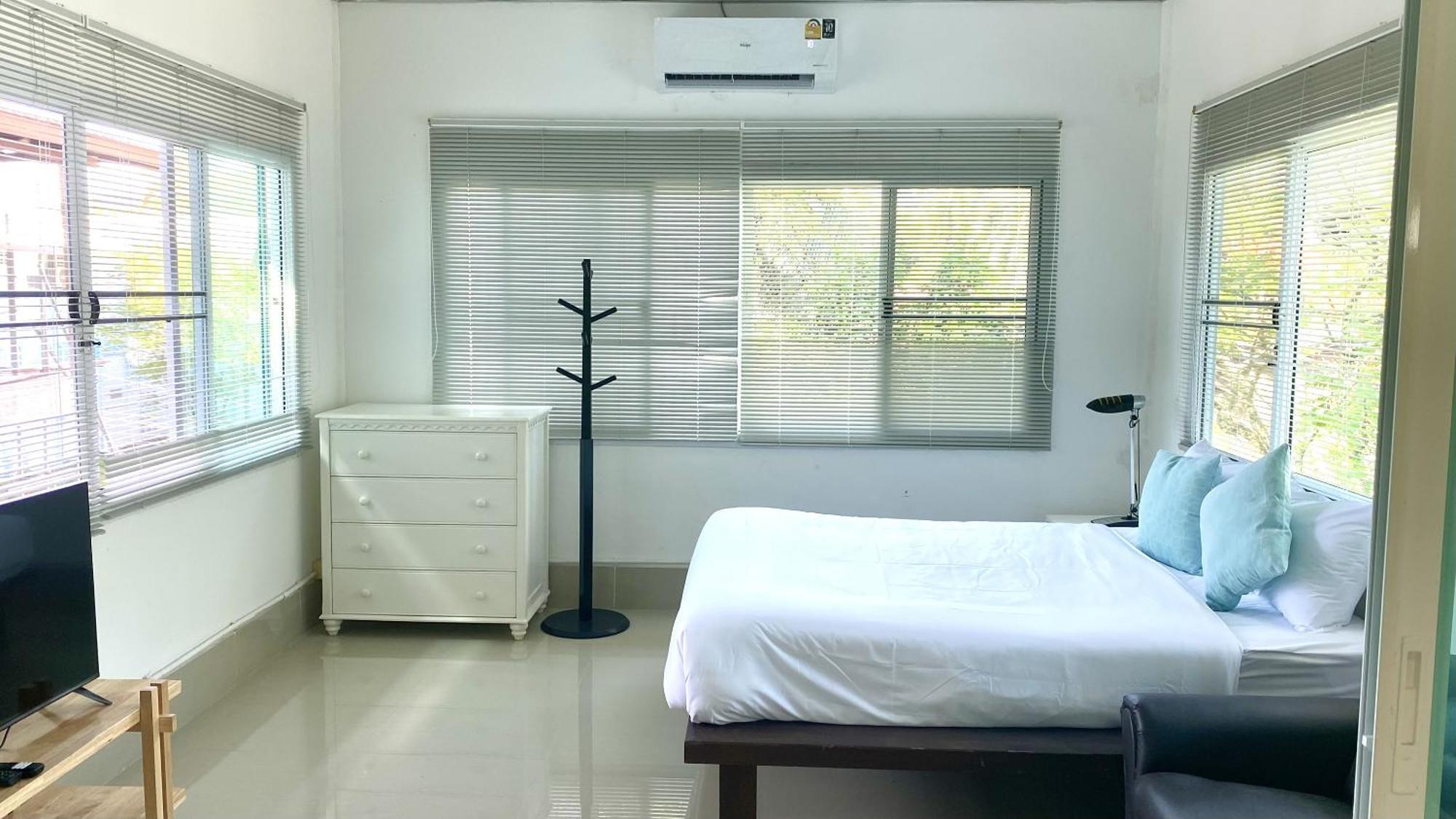 Koh Mook Riviera Beach Resort Екстер'єр фото